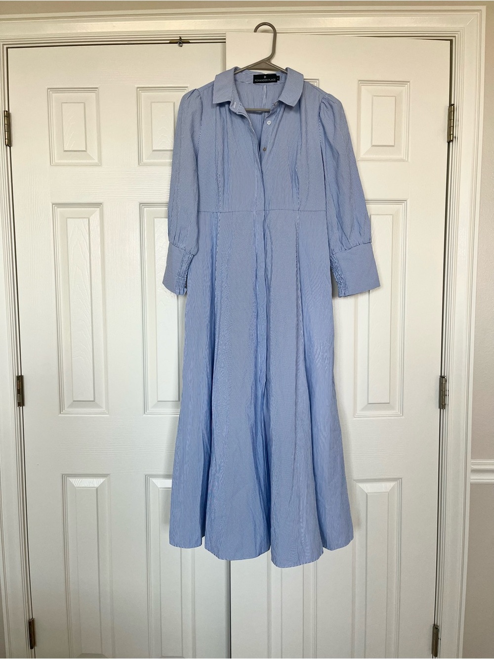 NWOT Pomander Place Light Blue Pinstripe Collared Midi Dress
